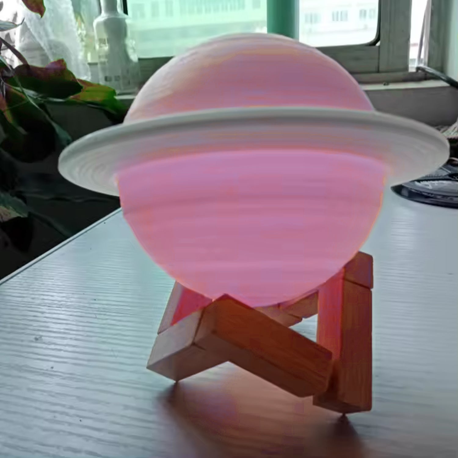 3D Saturn Lamp Home Decoration Bedside Night Light With Base (1 pc / Multicolor) 3D Saturn Lamp Home Decoration Bedside Night Light With Base (1 pc / Multicolor)